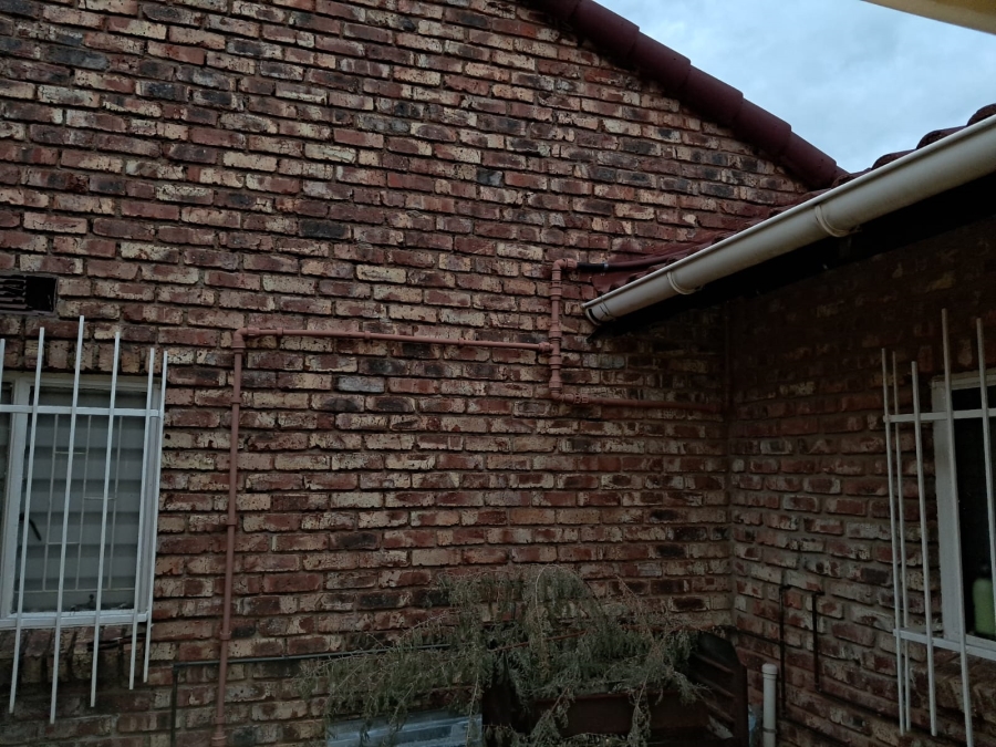 3 Bedroom Property for Sale in Naudeville Free State